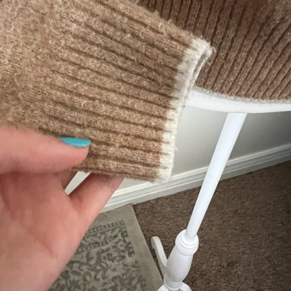 H&M | Mock Neck Tan sweater with White Edges - Picture 10 of 14